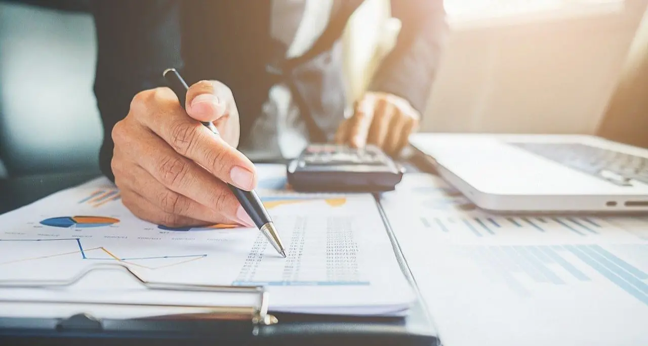 Da ieri siamo liberi dalle tasse: ogni italiano ha lavorato 156 giorni solo per pagare il fisco\n