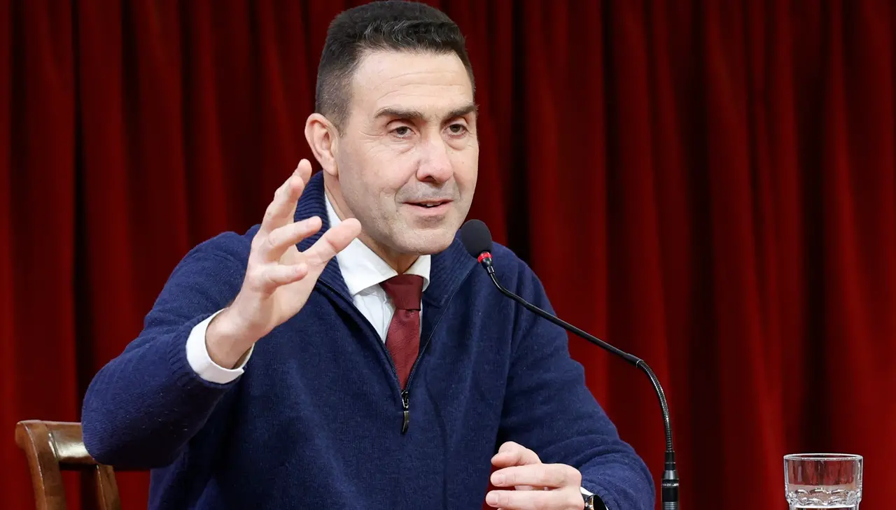 Dall’esercito alla Lega: Vannacci marcia compatto contro l’inclusione e il buon senso\n