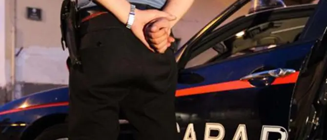 Crotone, si finge carabiniere e sottrae a un’anziana di 94 anni contanti e gioielli per quasi 70mila euro