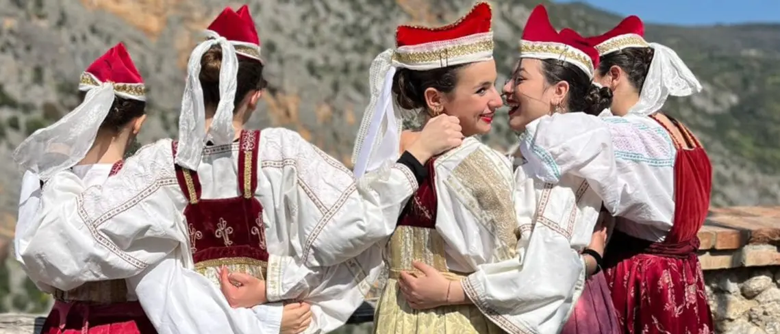 Gli Arbëreshë di Calabria: cinque secoli di identità, integrazione e cultura. Per Pasolini è «un miracolo antropologico»\n