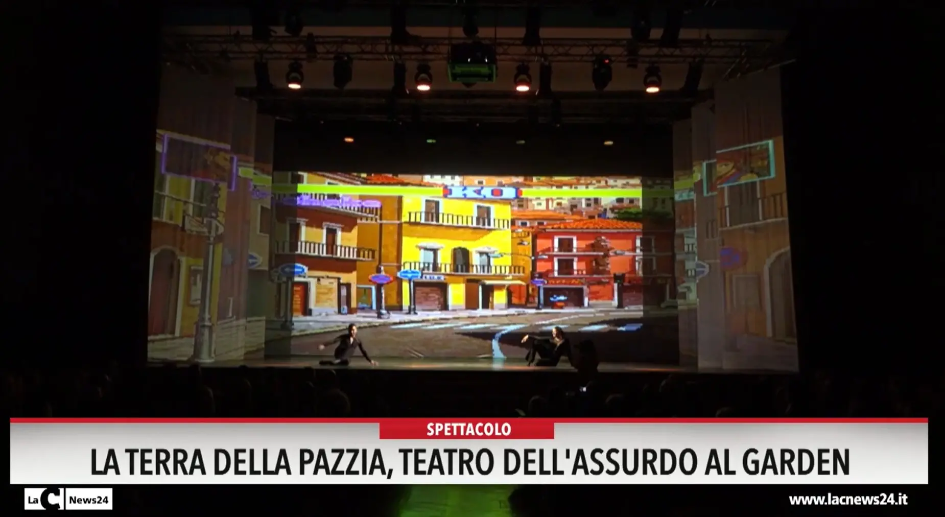 La terra della pazzia, teatro dell'assurdo al Garden di Rende