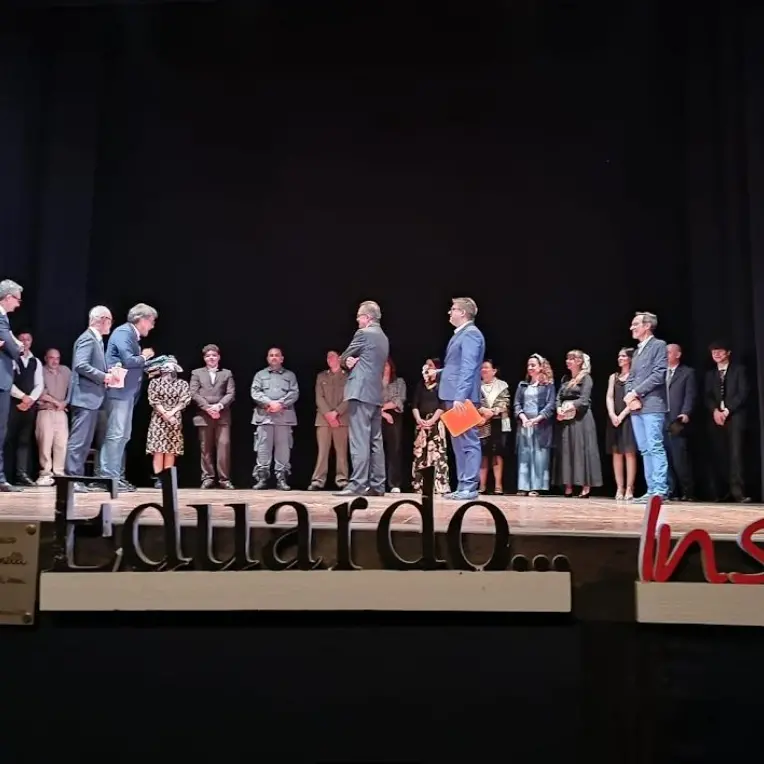 Catanzaro, i ragazzi dell’Ipm in scena al teatro comunale: i fondi sosteranno progetti destinati ai bimbi ricoverati\n