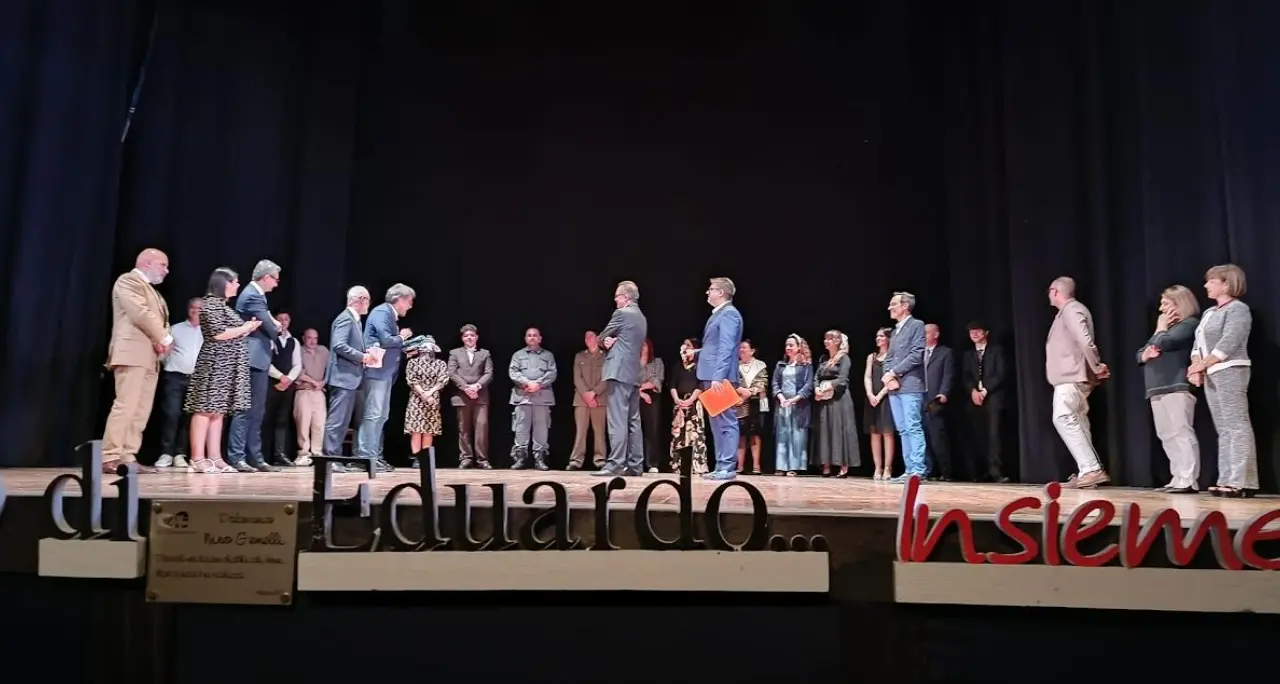 Catanzaro, i ragazzi dell’Ipm in scena al teatro comunale: i fondi sosteranno progetti destinati ai bimbi ricoverati\n