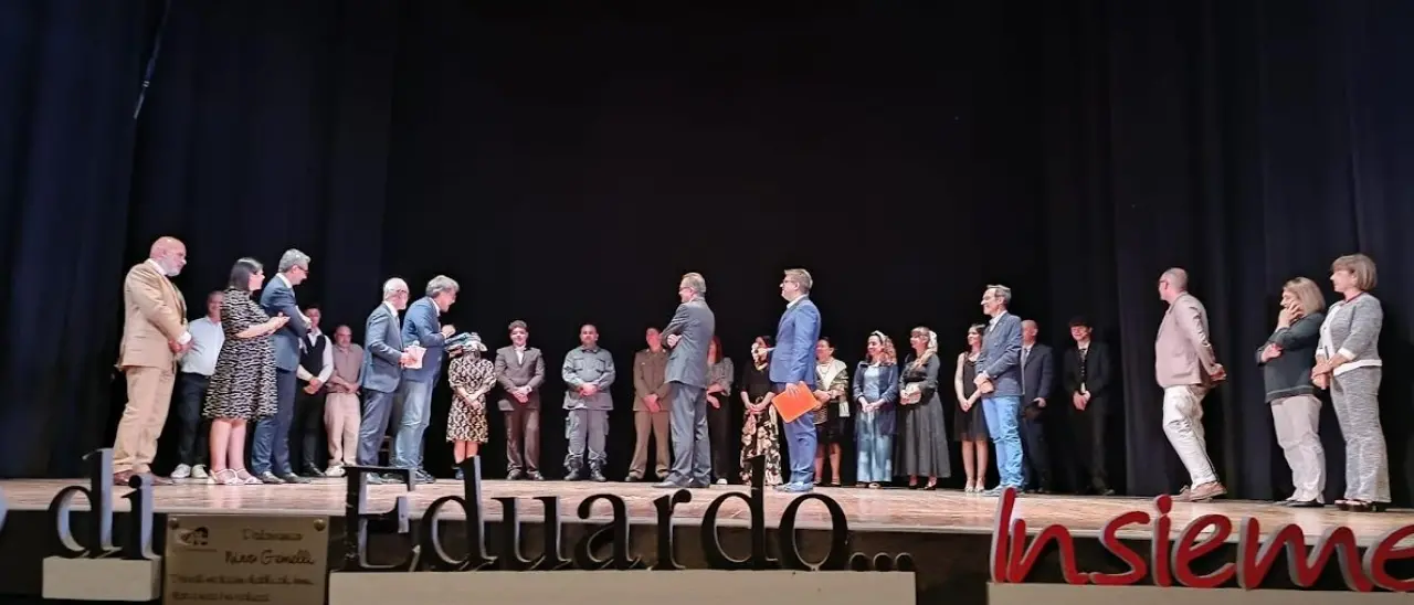 Catanzaro, i ragazzi dell’Ipm in scena al teatro comunale: i fondi sosteranno progetti destinati ai bimbi ricoverati\n