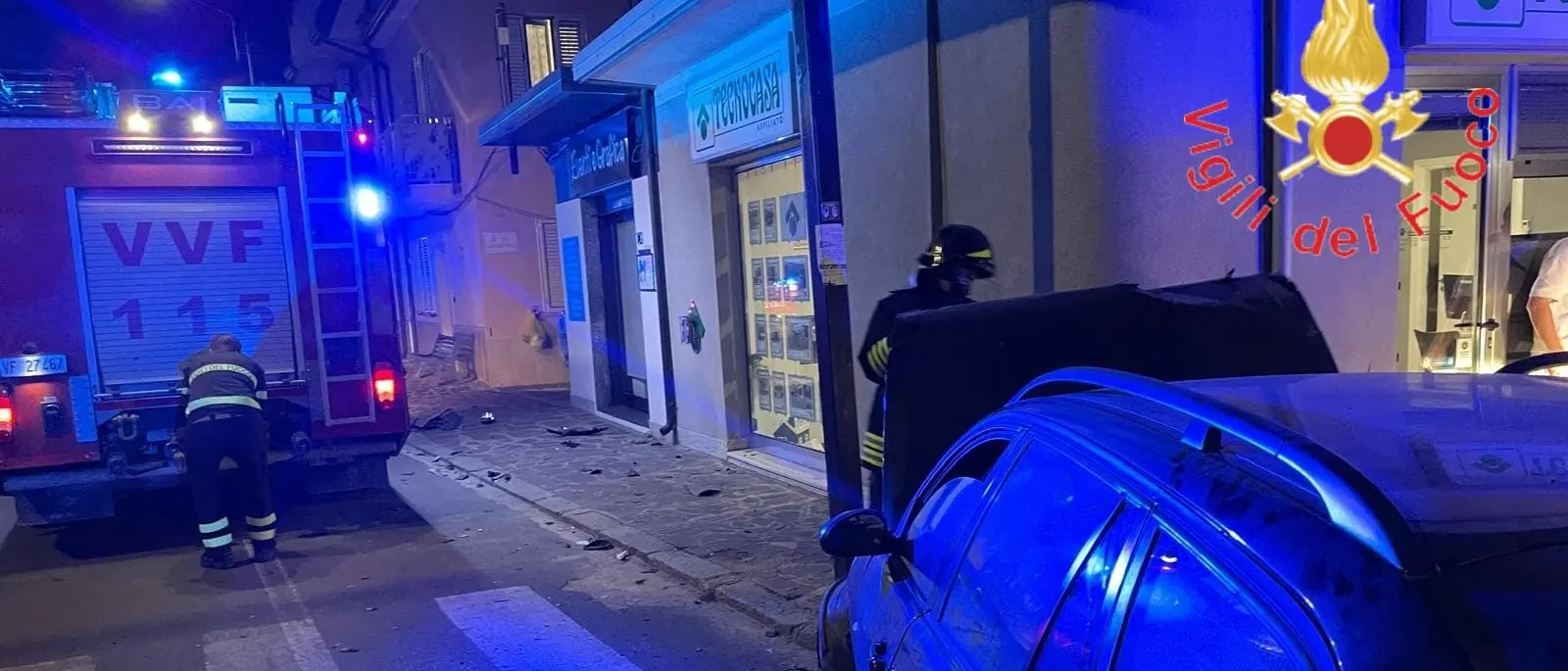 Incidente stradale\u00A0sulla statale 106, un ferito nello scontro tra due auto\n