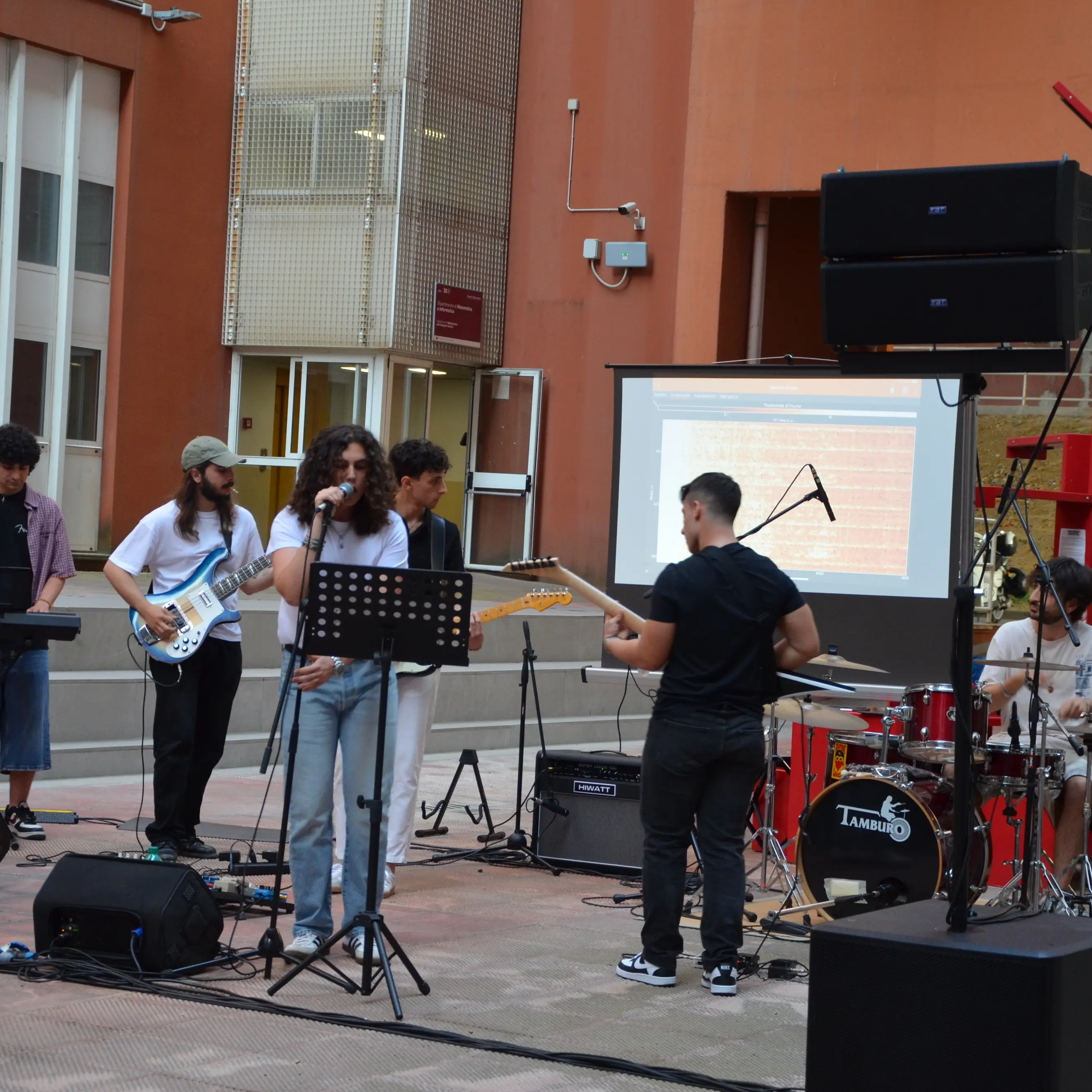 Fisica in musica, all’Unical si intrecciano didattica e linguaggi formativi\n