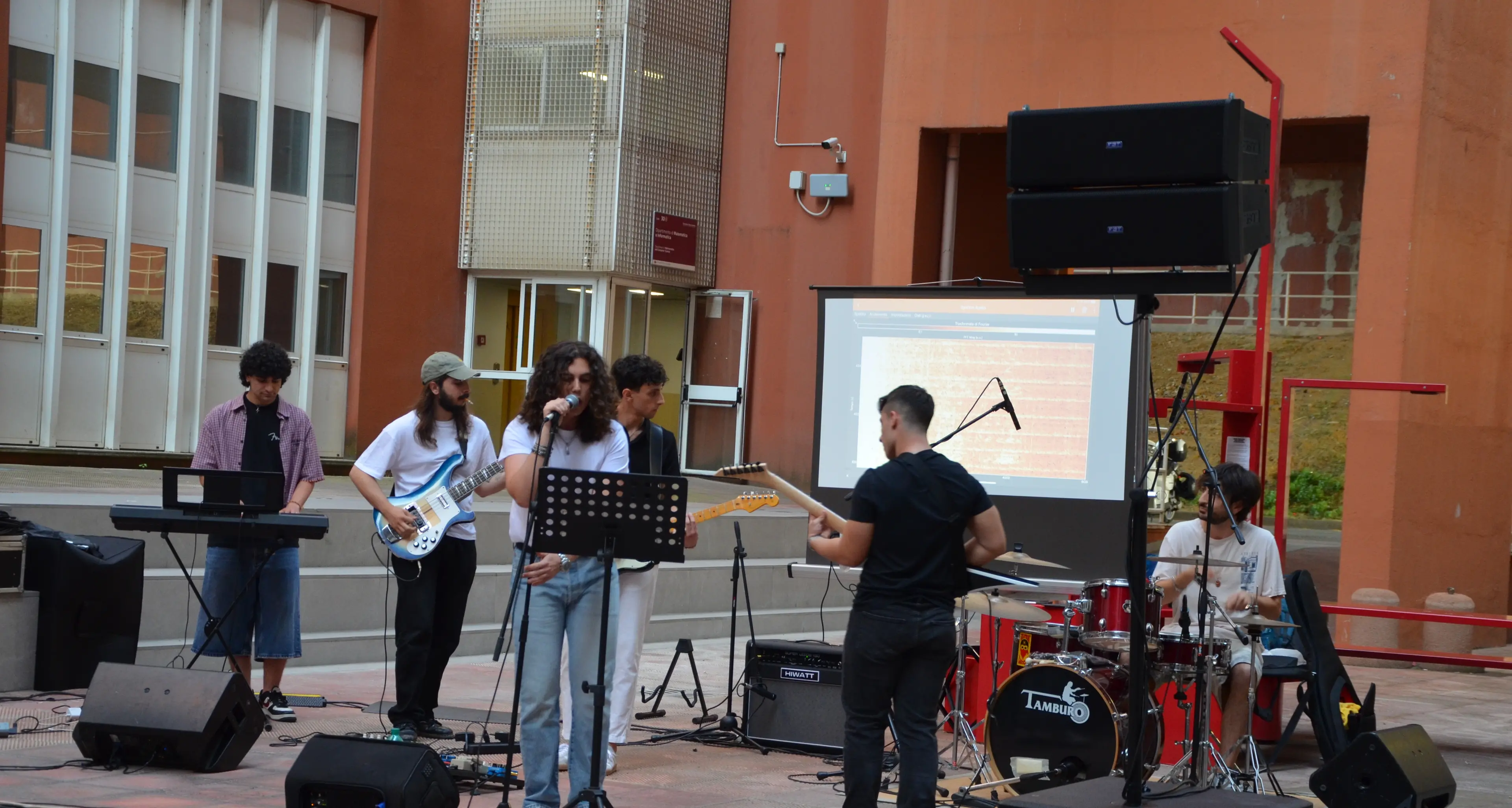 Fisica in musica, all’Unical si intrecciano didattica e linguaggi formativi\n