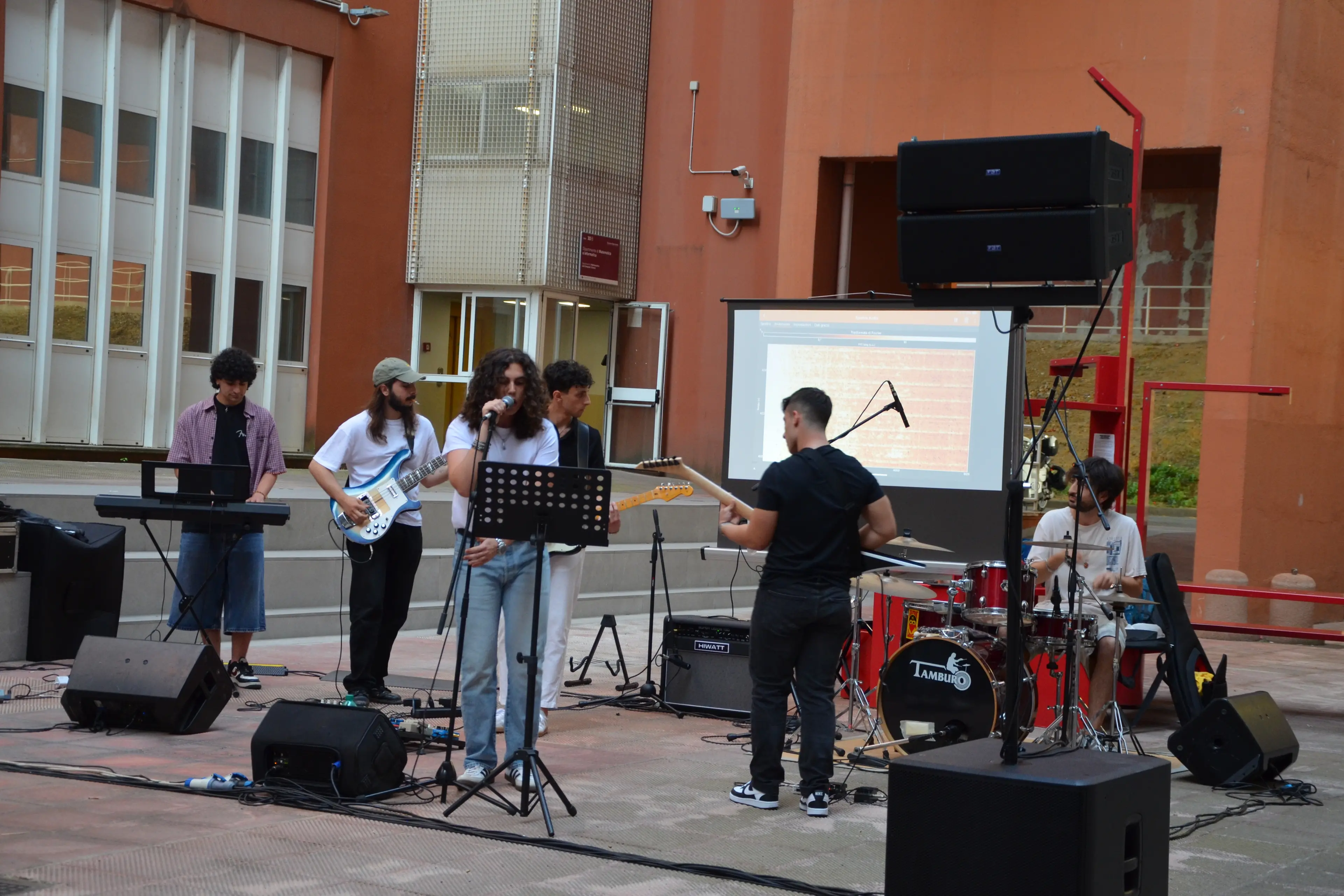 Fisica in musica, all’Unical si intrecciano didattica e linguaggi formativi\n