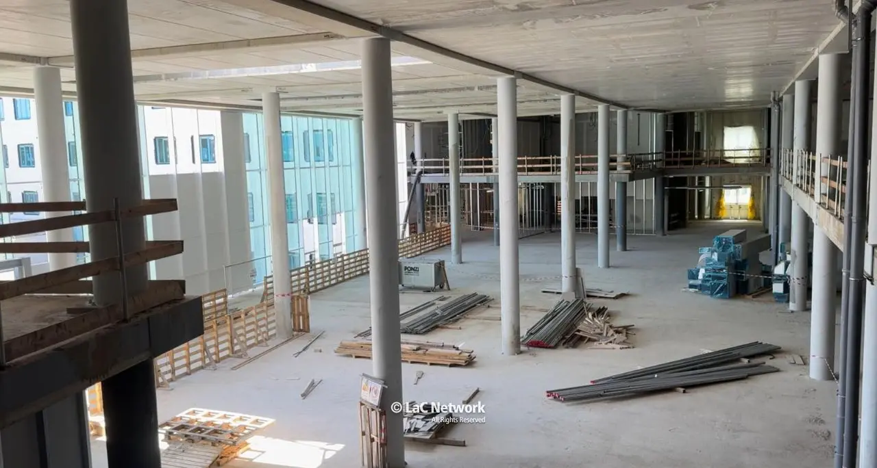 Viaggio nel cantiere dell’ospedale della Sibaritide: lavori quasi al 50%, ma restano ancora tanti rebus\n