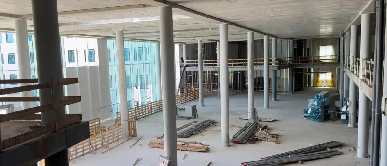 Viaggio nel cantiere dell’ospedale della Sibaritide: lavori quasi al 50%, ma restano ancora tanti rebus\n