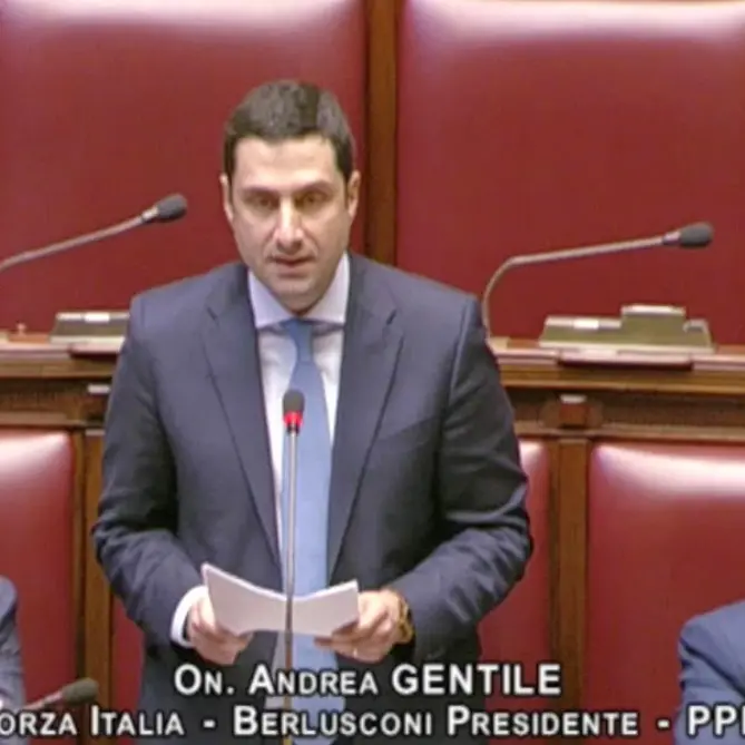 Razzismo da parte delle forze dell’ordine italiane,\u00A0Gentile (Fi)\u00A0contro il rapporto Ue: «Narrazione distorta»\n