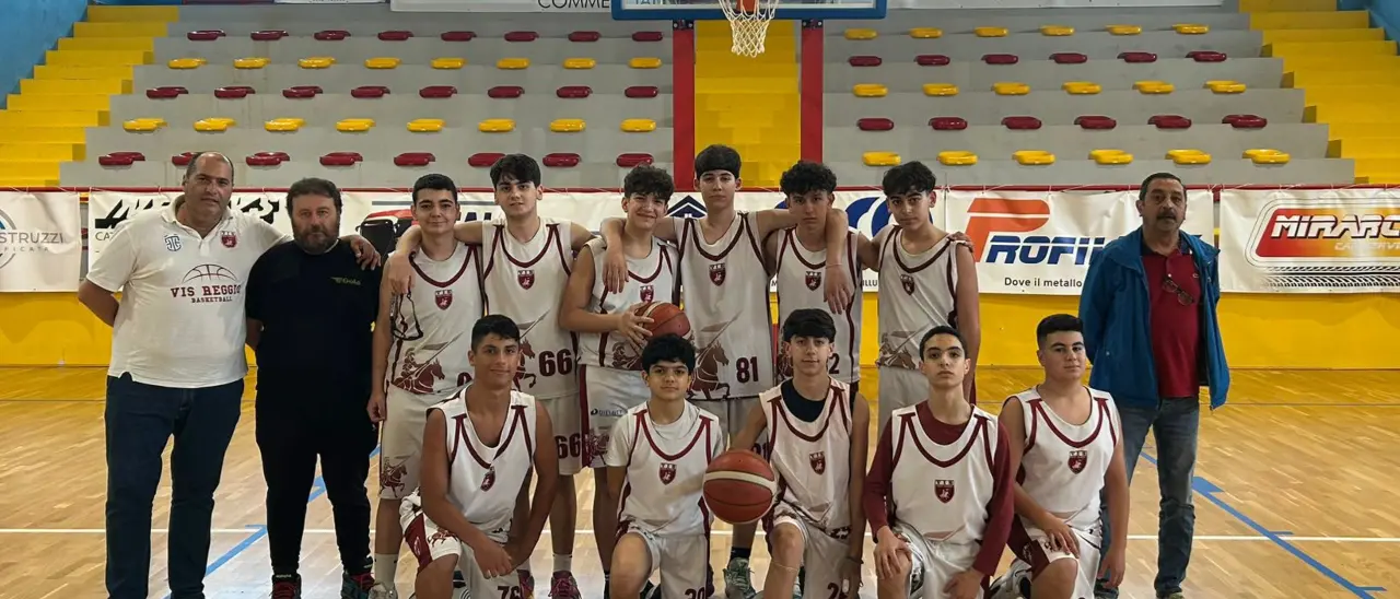 Il meglio del basket giovanile calabrese fa tappa a Catanzaro: quattro team puntano al titolo regionale\n