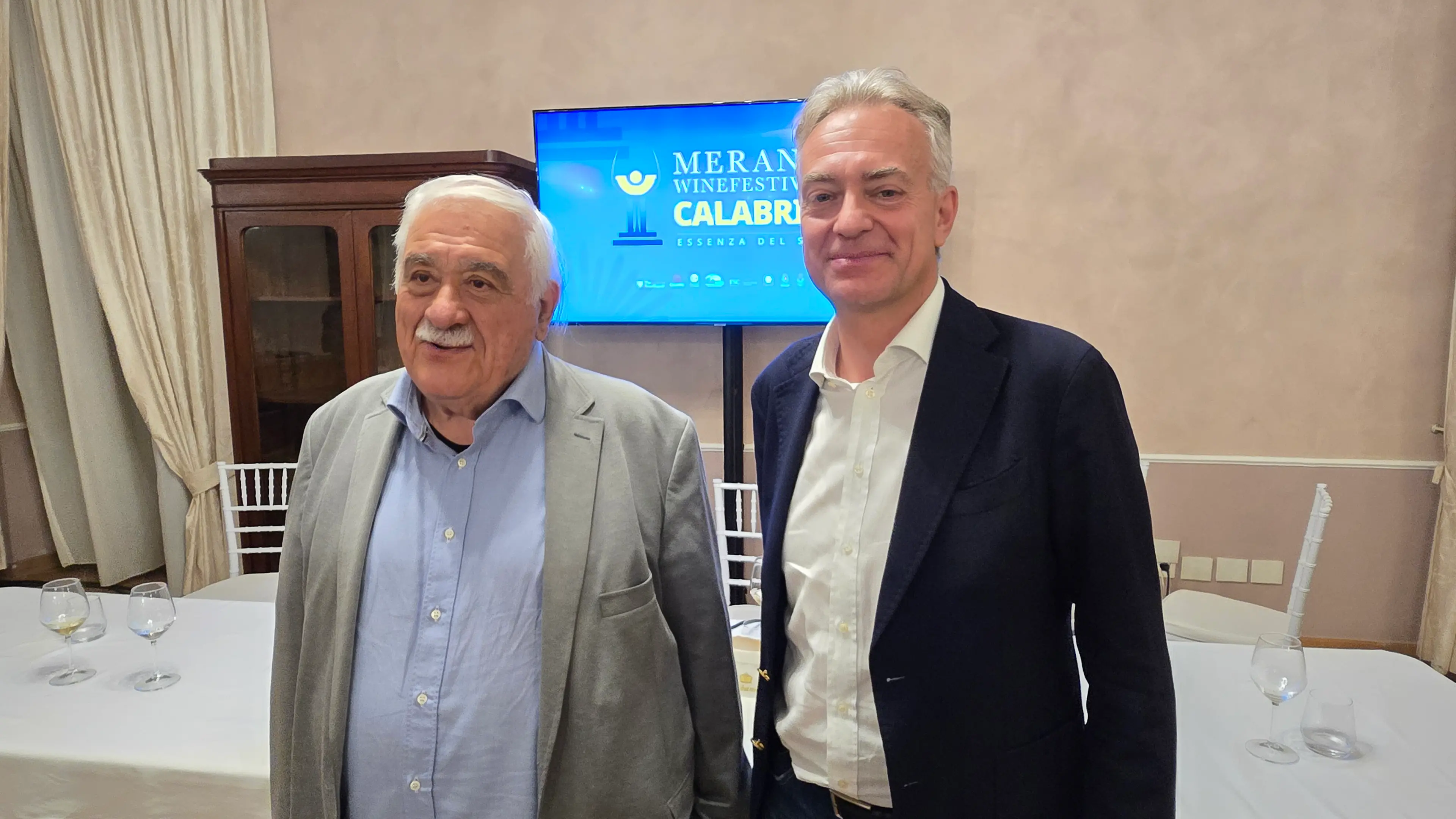 Lo spirito del Merano Winefestival a Cirò e i cambiamenti strategici avviati da Occhiuto e Gallo\n\n\n