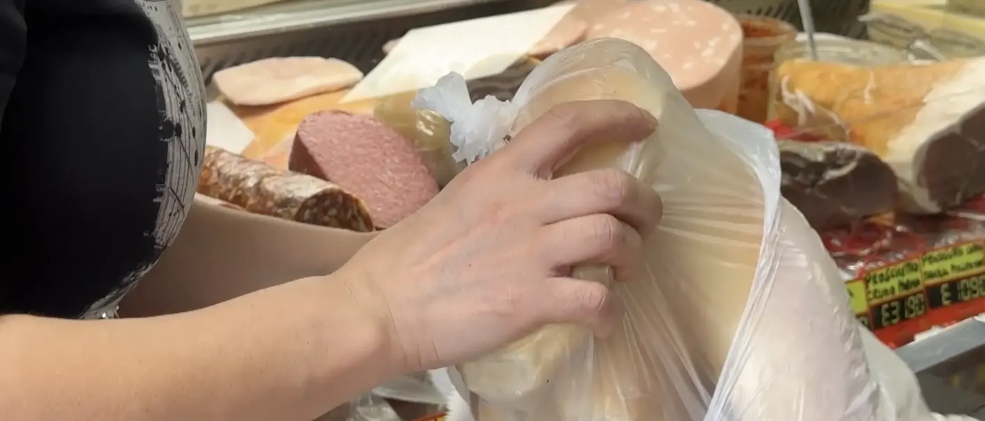 Centro storico di Corigliano, negozi crisi.\u00A0I\u00A0commercianti contro\u00A0il Comune:\u00A0«Ogni giorno che passa\u00A0andiamo verso il fallimento»\n