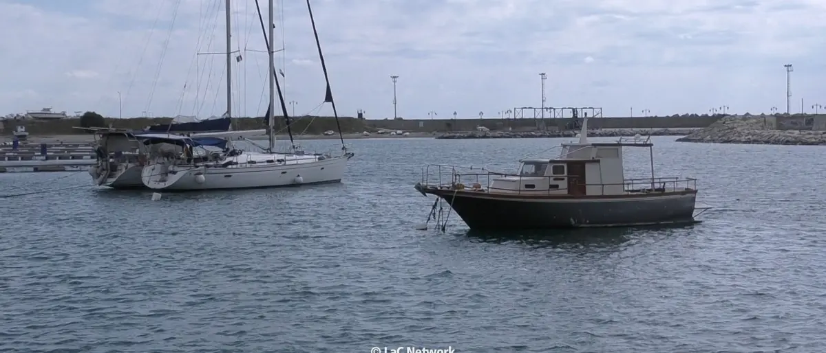 Caos pontili a Catanzaro, la società Smac:\u00A0«Nessuna trattativa\u00A0con il Comune per il noleggio»\n