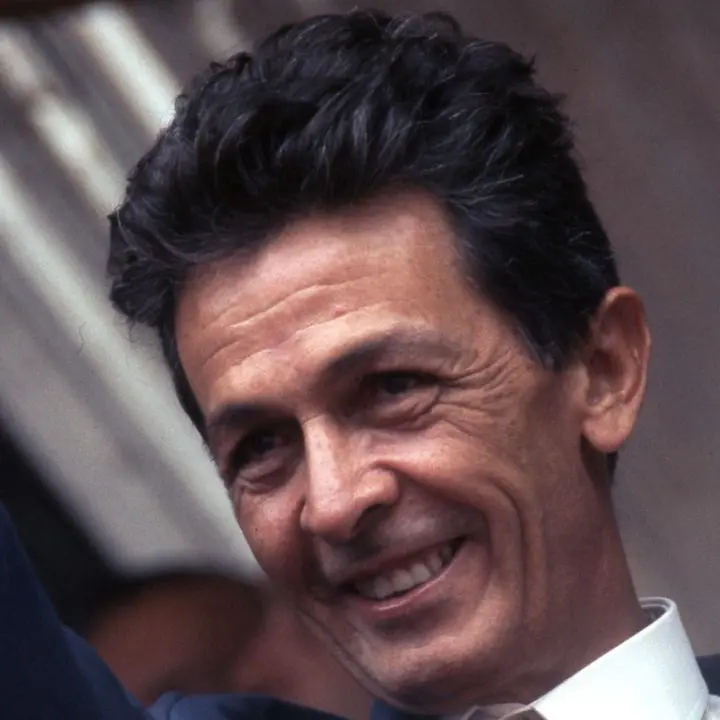 Enrico Berlinguer,\u00A0il coraggio del dubbio e\u00A0la dignità della politica:\u00A041 anni fa la morte di un vero leader\n