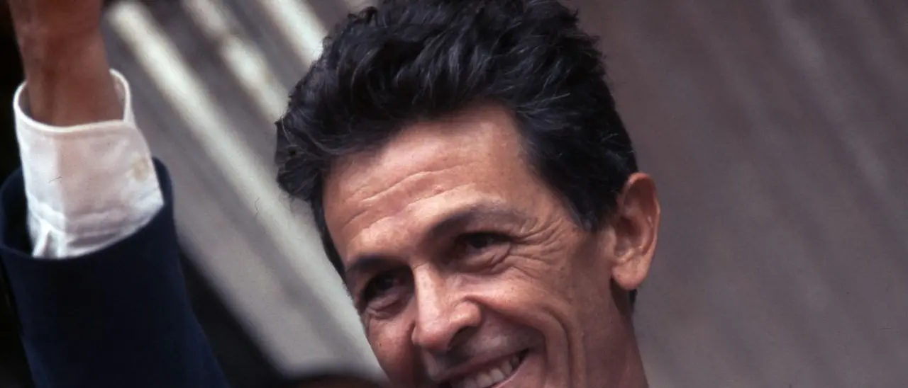 Enrico Berlinguer,\u00A0il coraggio del dubbio e\u00A0la dignità della politica:\u00A041 anni fa la morte di un vero leader\n