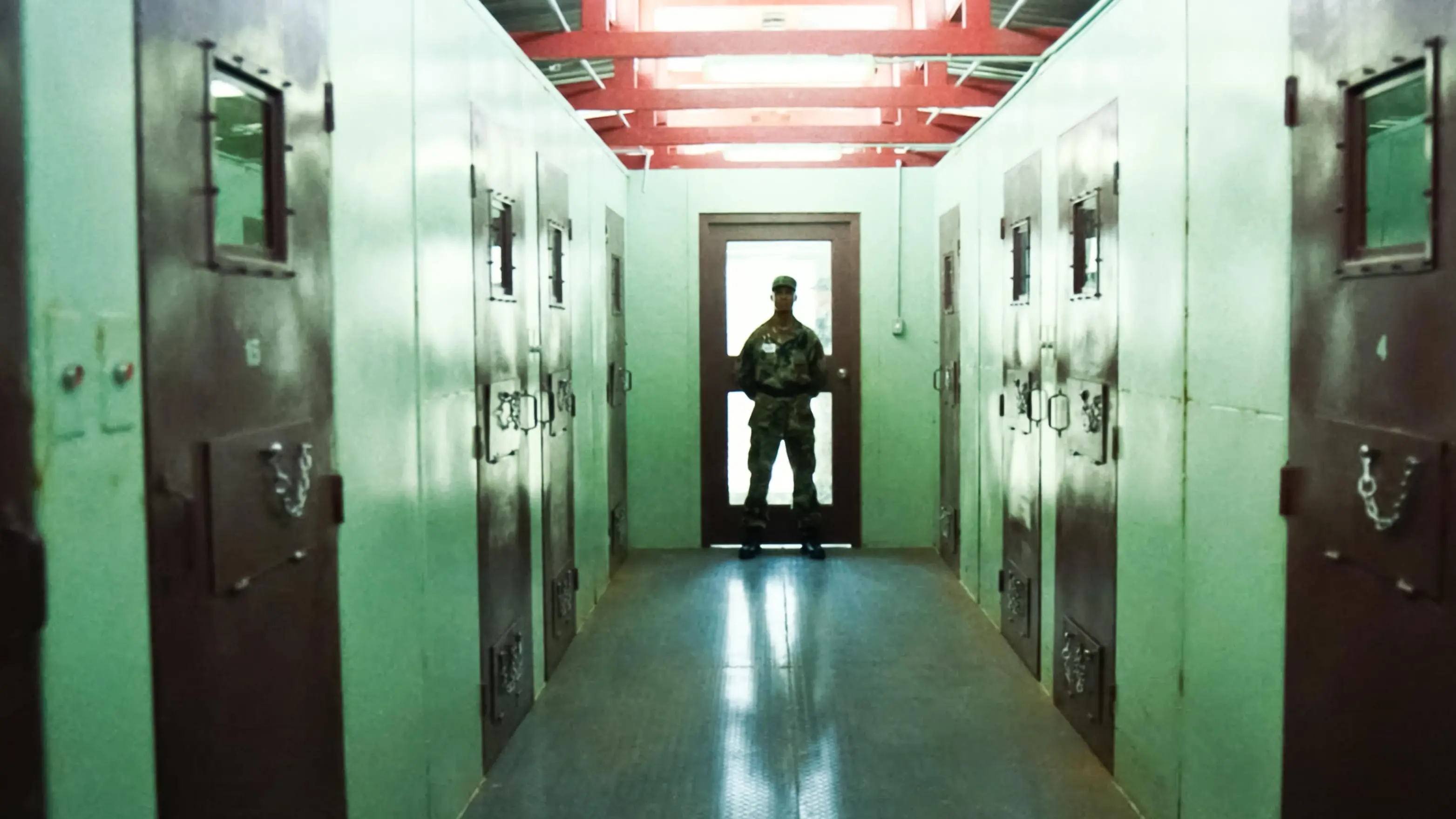 <p>Due italiani irregolari negli Usa rischiano di finire a Guantanamo</p>\\n , Supplied by LMK