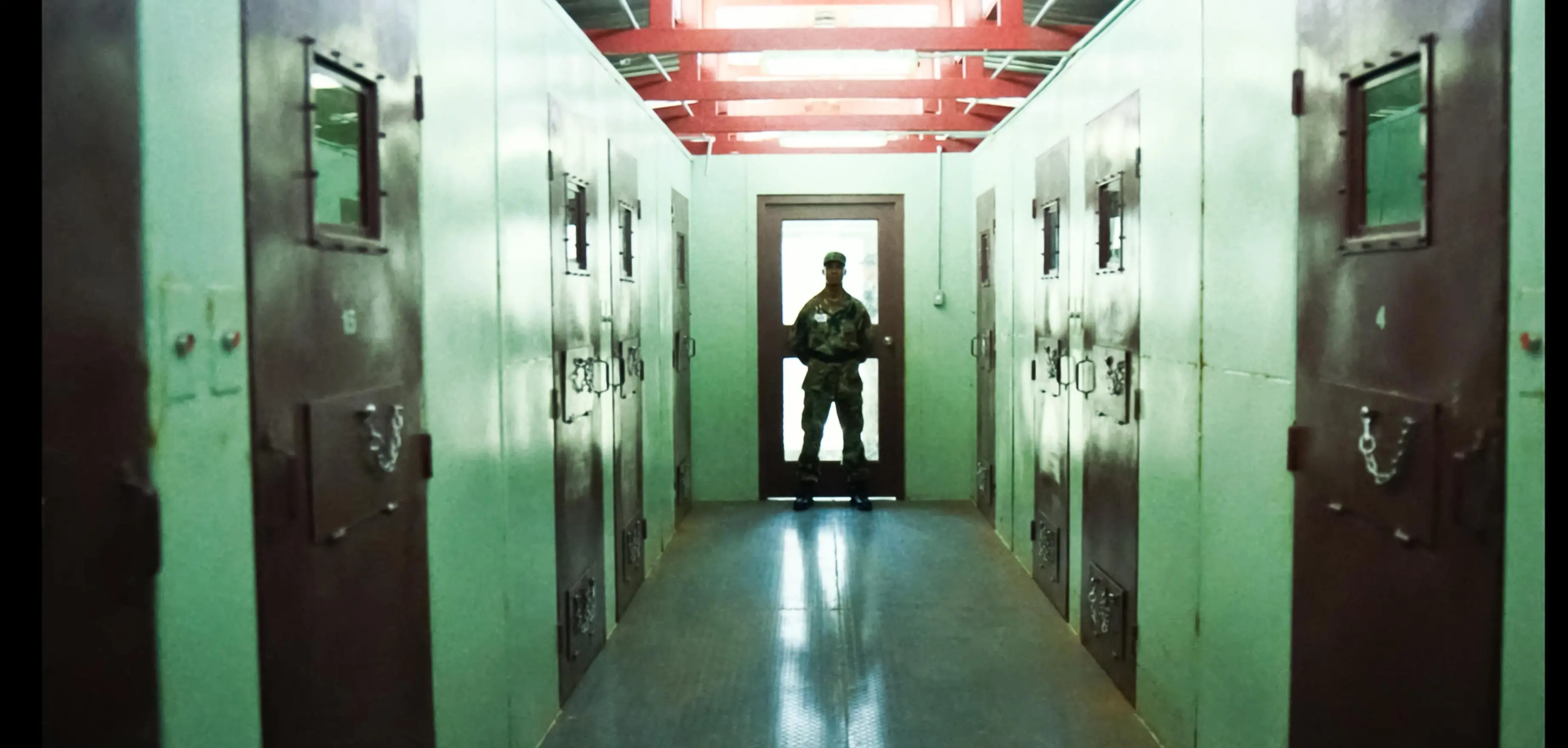 Due italiani irregolari negli Usa\u00A0a rischio deportazione a Guantanamo. Tajani rassicura: «Non finiranno a Cuba»\n