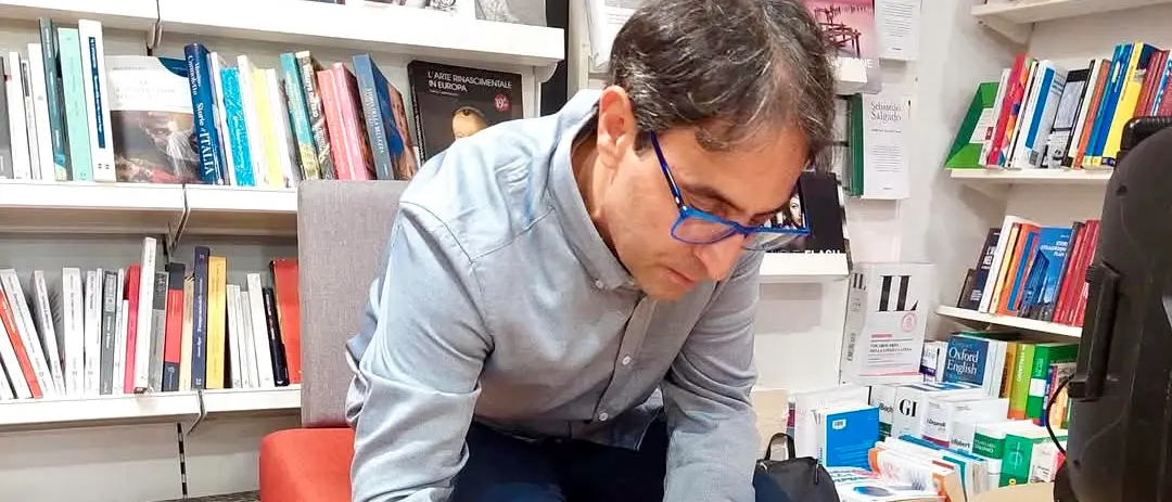 I fuochi, Saverio Fontana racconta la Calabria dei margini:\u00A0«Un tentativo di non girarsi dall’altra parte»\n