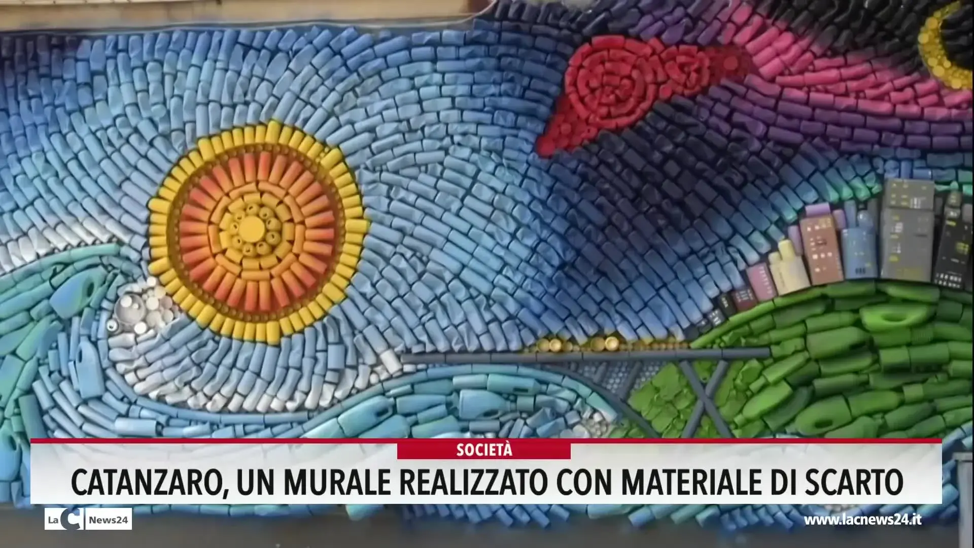A Catanzaro un murale realizzato con materiale di scarto