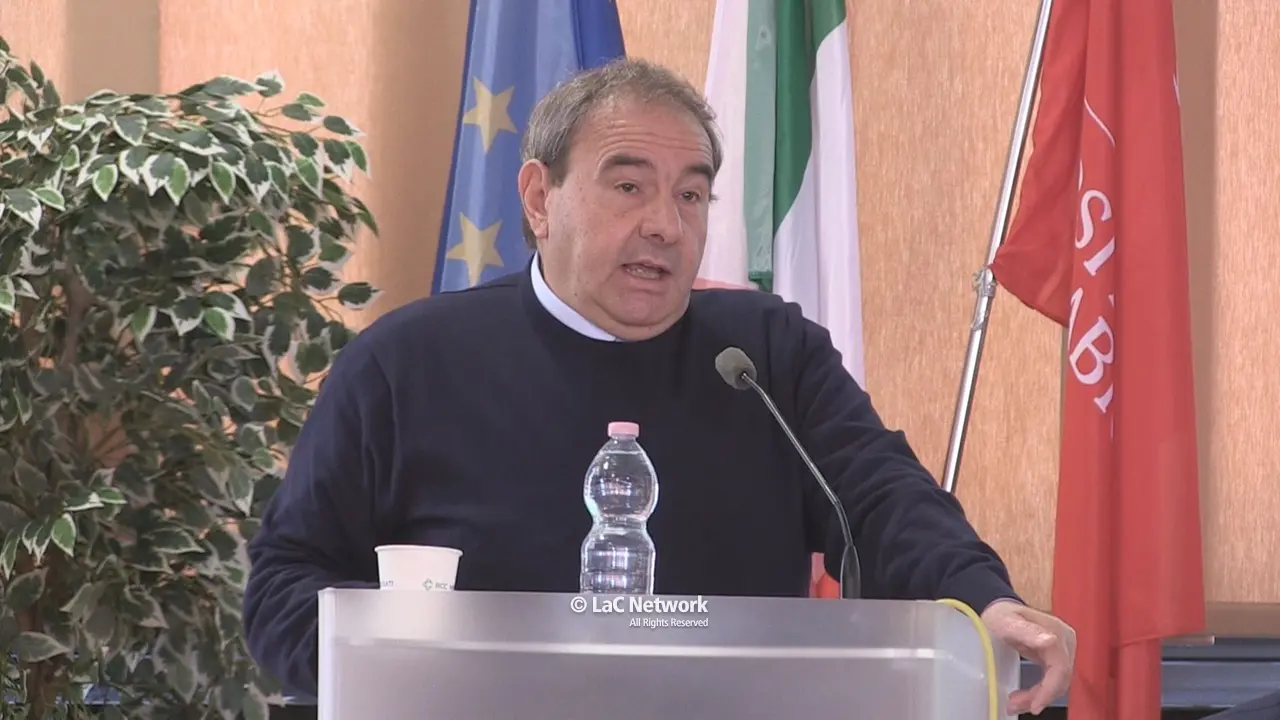 Unical, c’è un altro candidato per il dopo-Leone. Franco Rubino scende in campo: «È il cuore a chiedermelo»\n