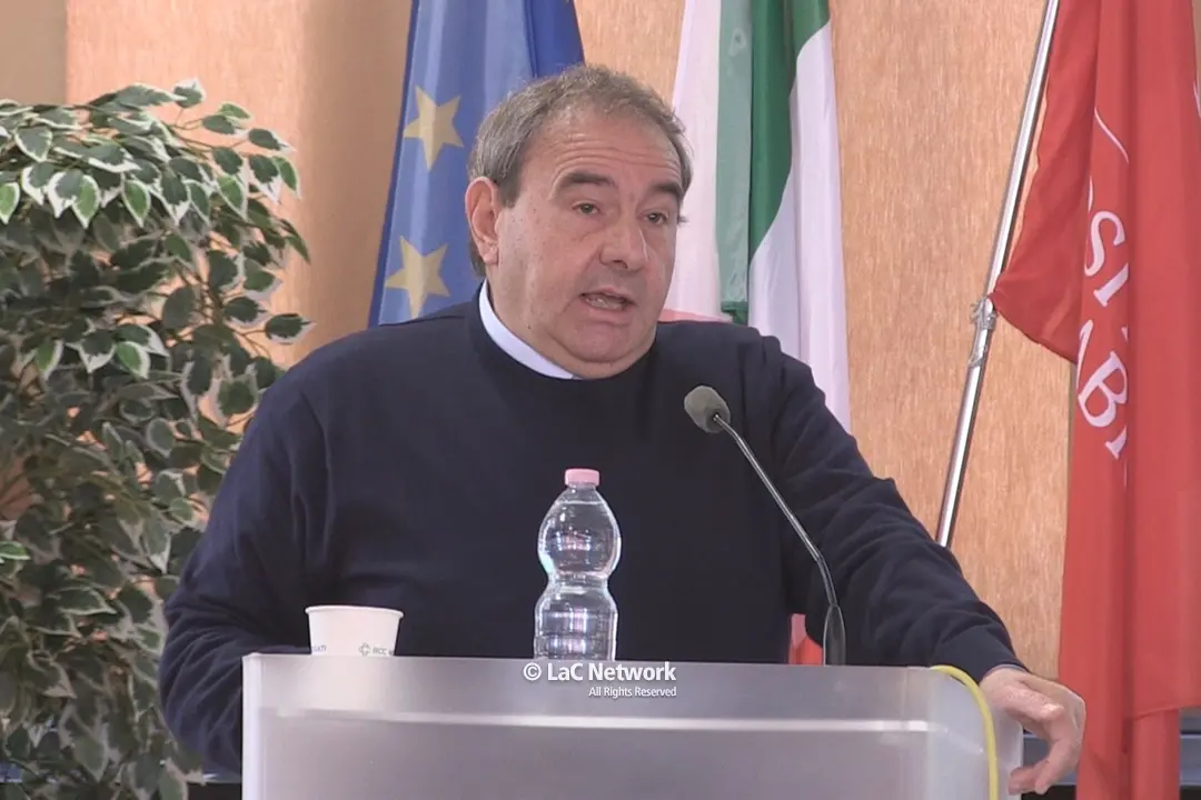 <p>Il docente di Economia aziendale Franco Rubino</p>\\n