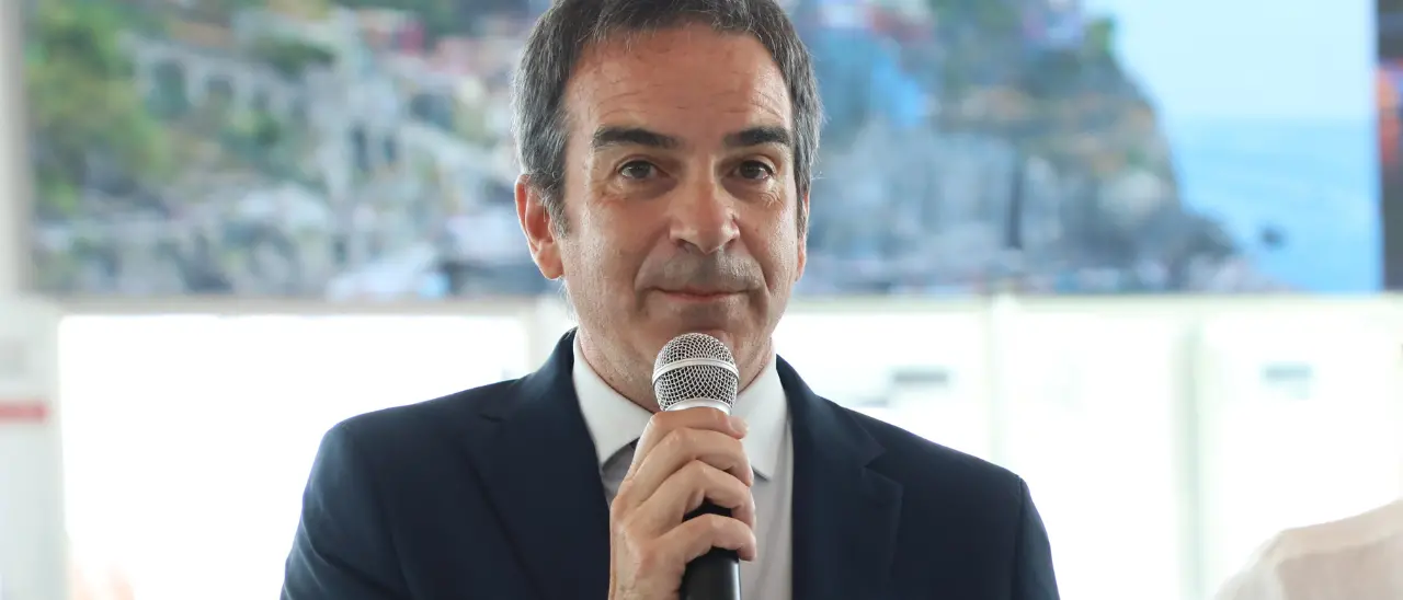 Il centrodestra calabrese (e non solo) si stringe attorno a Occhiuto indagato per corruzione:\u00A0«L’onestà è nel suo Dna»