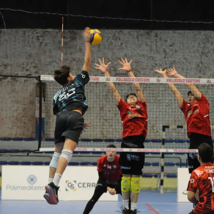 Corigliano Volley, arriva il salto di categoria: va in Serie B al posto del Valley Tremestieri