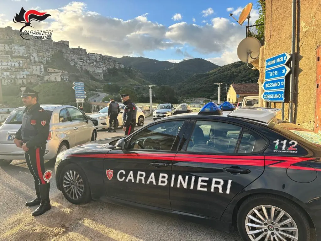 Violenze e minacce, quattro arresti in poche ore a Corigliano Rossano\n