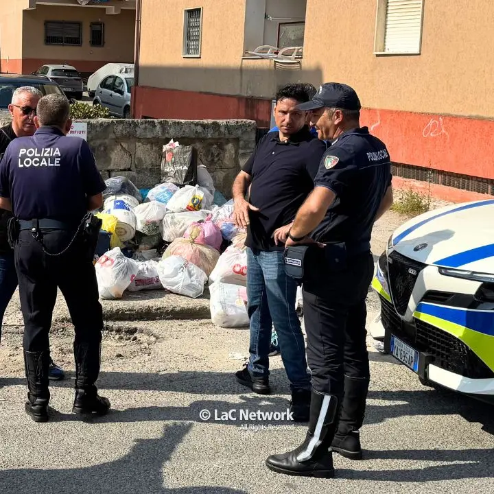 Vibo, raffica di controlli sulla differenziata e sanzioni in aumento. L’assessore Miceli: «Chi sbaglia deve pagare»\n