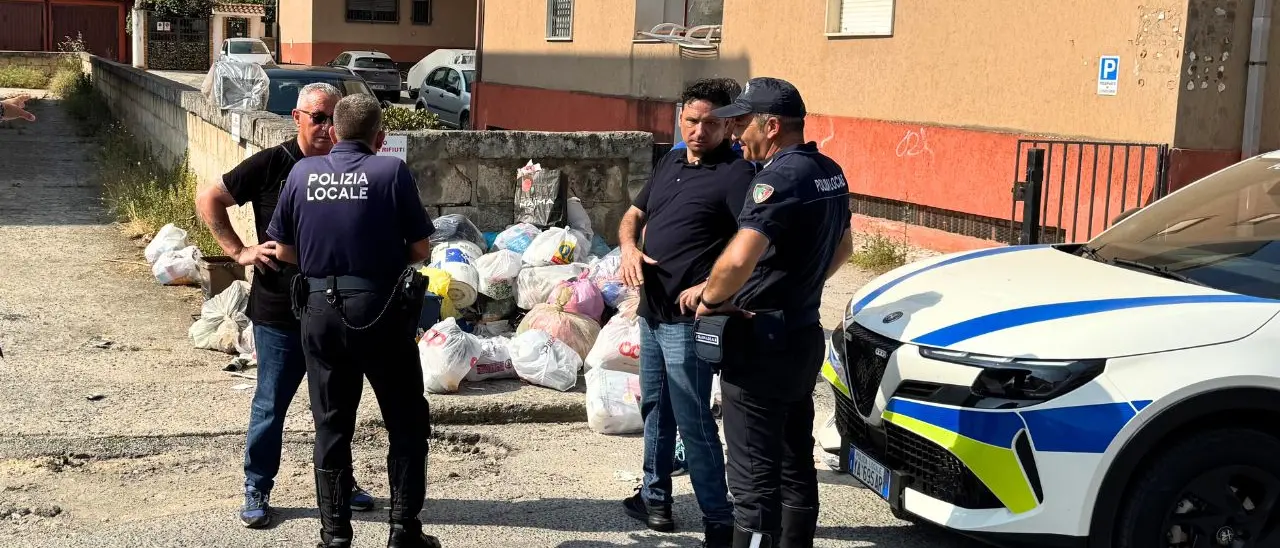 Vibo, raffica di controlli sulla differenziata e sanzioni in aumento. L’assessore Miceli: «Chi sbaglia deve pagare»\n