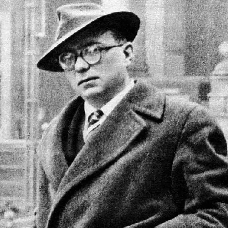 Lorenzo Calogero, il poeta che naufragava nell’amore: la vita estrema di un’anima fuori stagione\n