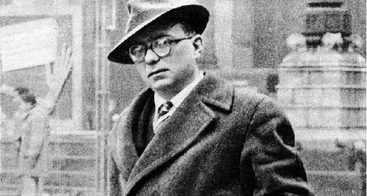 Lorenzo Calogero, il poeta che naufragava nell’amore: la vita estrema di un’anima fuori stagione\n