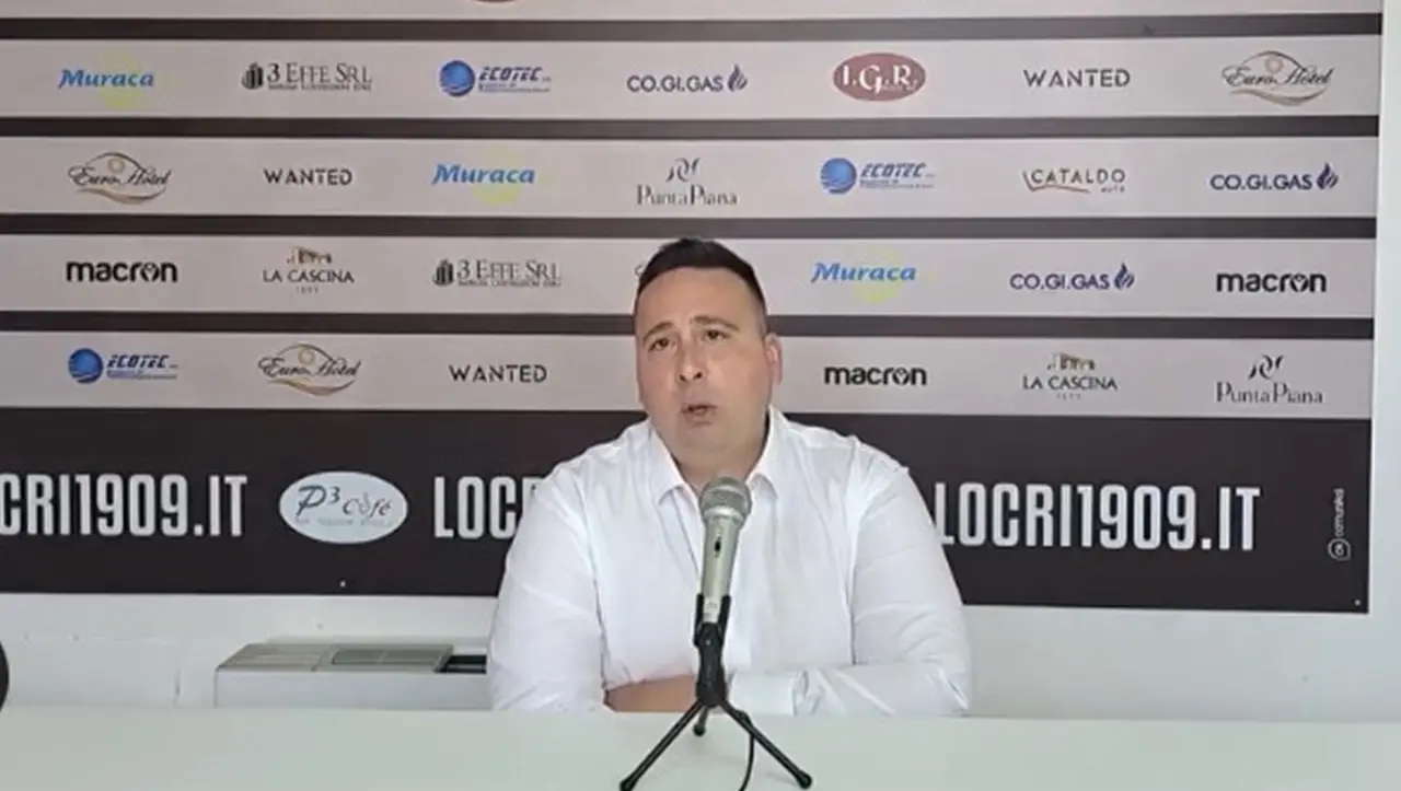 Dilettanti, futuro del Locri sempre più incerto.\u00A0Polifroni: «Chiedo scusa a tutti. Settimana prossima consegnerò il titolo al Comune»\n