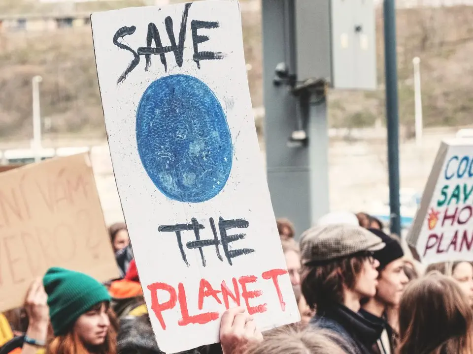 Clima e salute, in Europa 100mila morti in due anni per il caldo estremo: scatta l’allarme sanitario
