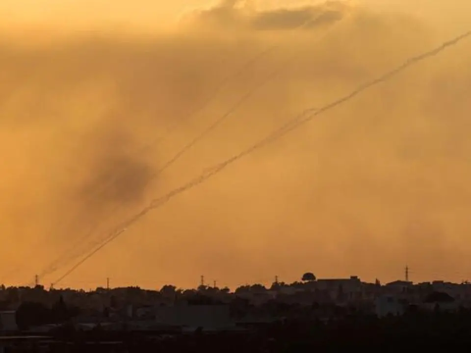 Attacco di Israele all’Iran, l’affondo di Donald Trump: «Il Paese islamico non può avere una bomba nucleare»