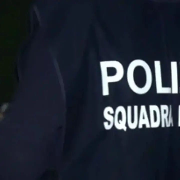 Droga ed estorsione, blitz della Polizia a Cosenza: eseguite otto misure cautelari