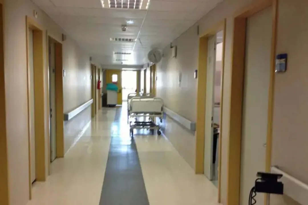 Corsie ospedali (Foto Ansa)