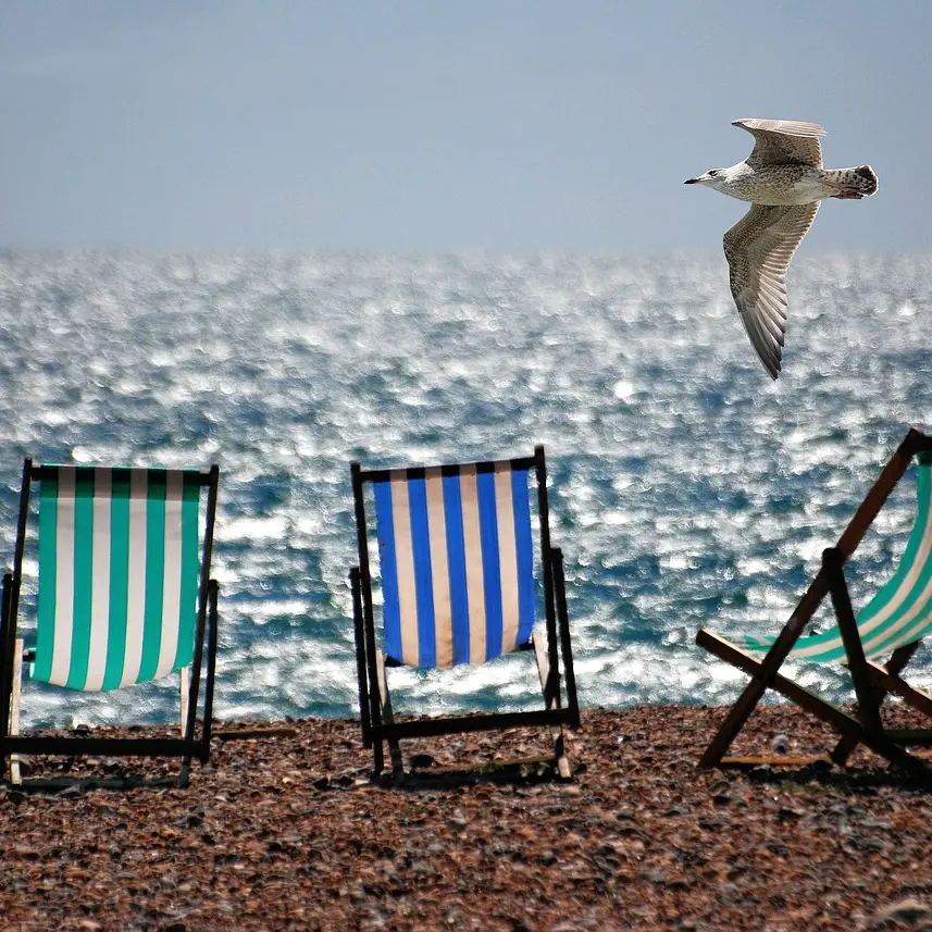 Il mare più bello in Calabria secondo Legambiente: 48 le località premiate con le Vele, ecco l’elenco\n