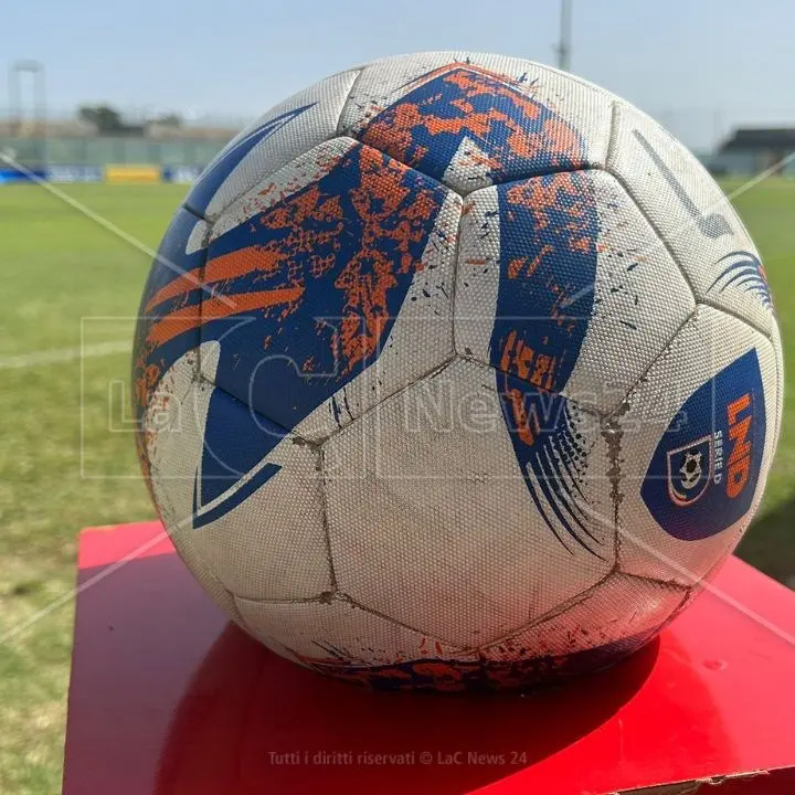 Dilettanti, il Brancaleone batte i primi colpi: ufficiale l'ingaggio del portoghese Machado, mentre rinnova Lorenzo Godano