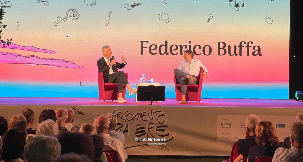 Le Americhe tra storie di sport ed emigrazione, a Roccella l’argomento a piacere di Federico Buffa\n