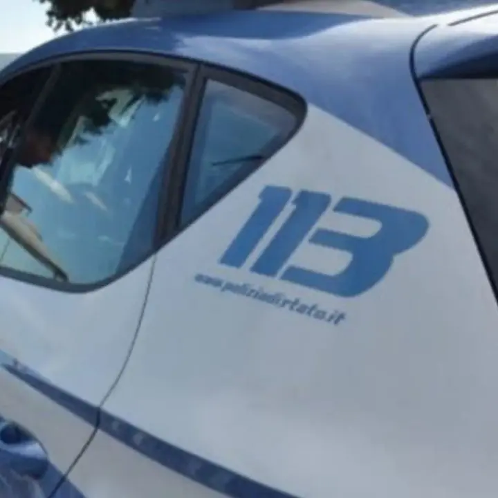Reggio Calabria, lancia sassi contro delle auto in sosta: arrestato 44enne\n