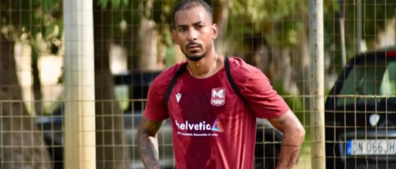 Il Sersale sonda il mercato e mette nel mirino il centravanti del Mesoraca Jordan Gaspar\n