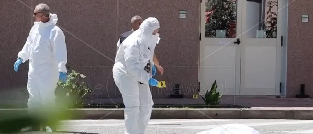 Abbandonarono il complice in fin di vita dopo un furto fallito a Reggio Calabria, arrestati\n