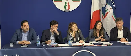 Corigliano-Rossano, Fratelli d’Italia denuncia: «Comune in stallo e città abbandonata»\n