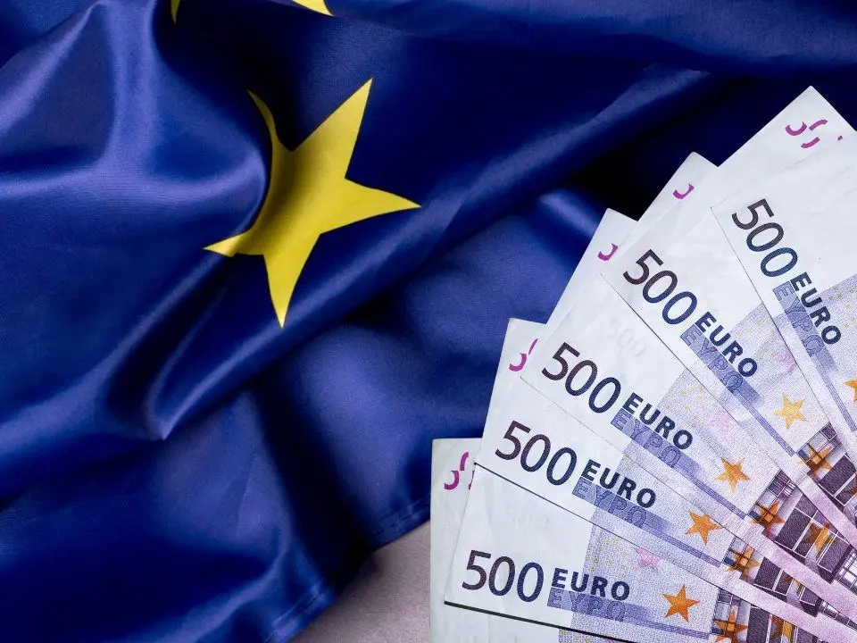 «Bonifici da 12mila euro a Occhiuto e Posteraro con i fondi europei per la Tenuta del Castello»: l'accusa della Procura di Catanzaro