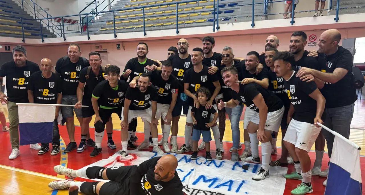 Missione compiuta per la Duelle Cetraro: è promozione! Un’altra squadra calabrese di futsal raggiunge la Serie B\n