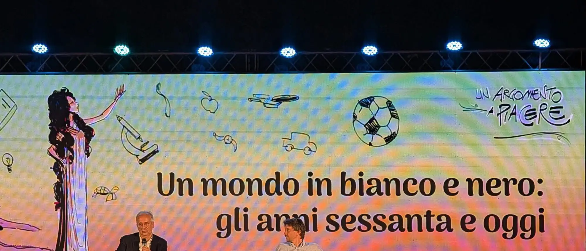 A Roccella Jonica\u00A0Walter Veltroni racconta i suoi anni ‘60:\u00A0«Era il tempo in cui tutto sembrava possibile»\n