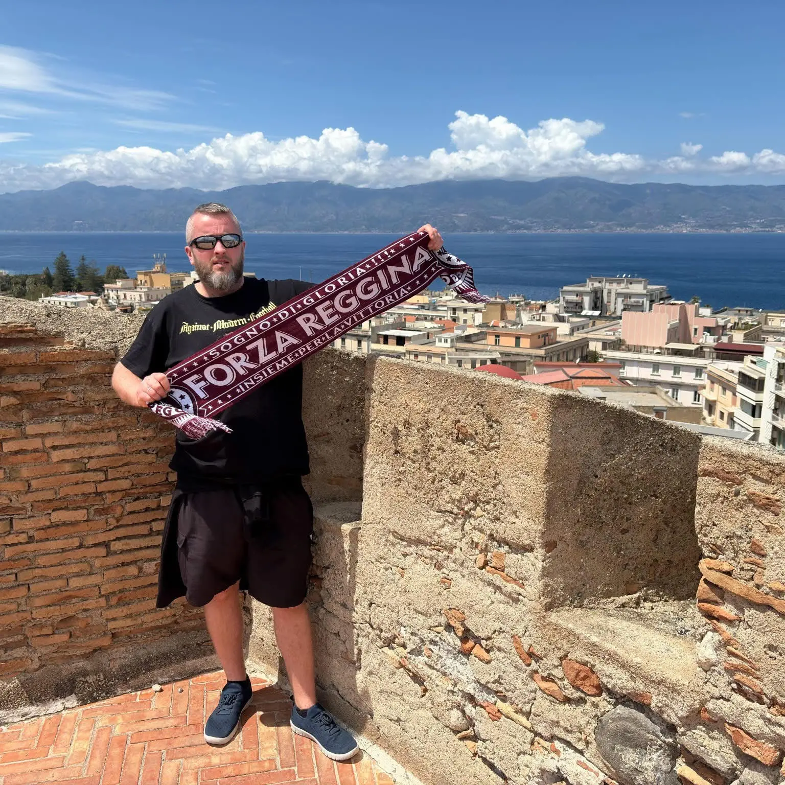 Adrian Gabor, il tifoso amaranto venuto dall’Est: «Reggina? 22 anni di amore e chilometri, oltre ogni categoria»\n